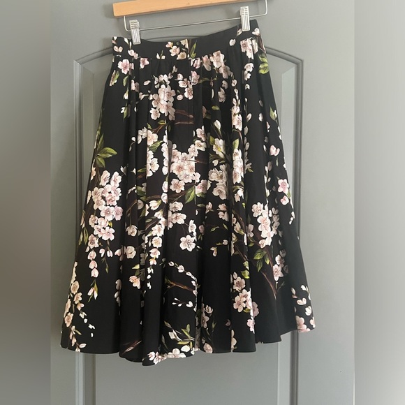 Dolce & Gabbana Floral Print Skirt - Picture 4 of 4